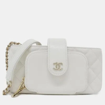 Pre-owned Chanel White Calf Leather Phone Case