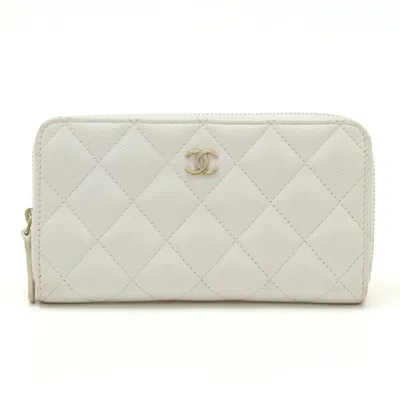 Pre-owned Chanel White Caviar Leather Long Wallet (bi-fold) ()