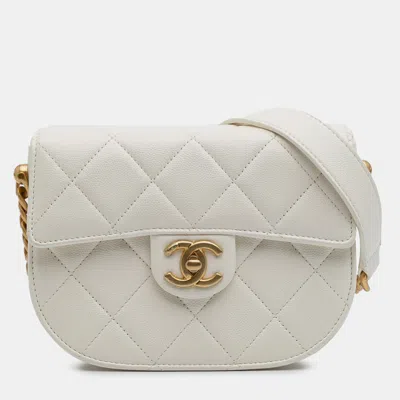 Pre-owned Chanel White Cc Quilted Lambskin Round Moon Messenger Flap