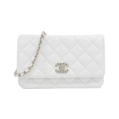 Pre-owned Chanel White Grained Calfskin Chain/shoulder Wallet ()