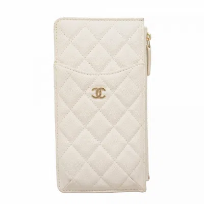 Pre-owned Chanel White Grained Calfskin Long Wallet (bi-fold) ()