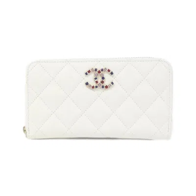 Pre-owned Chanel White Grained Calfskin Wallet (bi-fold) ()