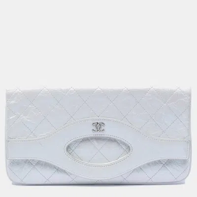 Pre-owned Chanel White Iridescent Aged Calfskin 31 Clutch