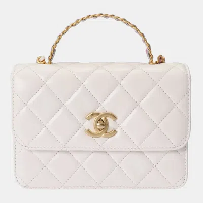 Pre-owned Chanel White Lambskin Leather Cc Links Top Handle Bag