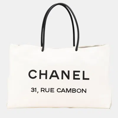 Pre-owned Chanel White Large Calfskin Essential 31 Rue Cambon Shopping Tote