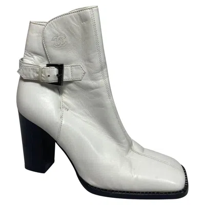 Pre-owned Chanel White Leather Chunky Wood Stack Heel Short Boot -size 36.5
