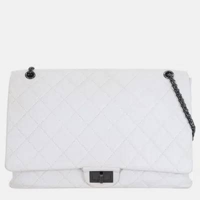 Pre-owned Chanel White Leather Distressed Maxi Reissue Flap Bag