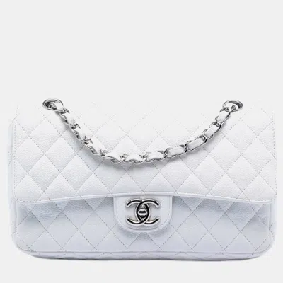 Pre-owned Chanel White Medium Classic Caviar Double Flap