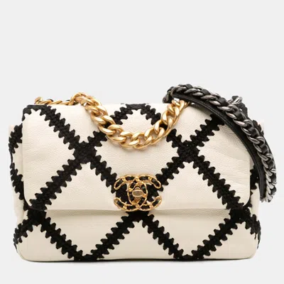 Pre-owned Chanel White Medium Crochet Calfskin 19 Flap