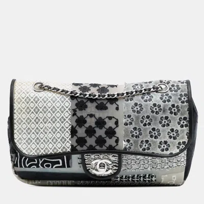 Pre-owned Chanel White Medium Pvc And Tweed Patchwork Single Flap