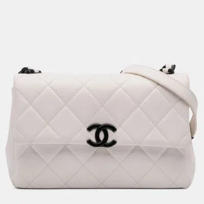Pre-owned Chanel White Medium Quilted Caviar My Everything Flap
