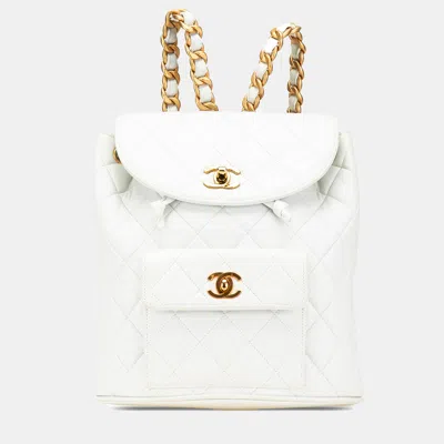 Pre-owned Chanel White Medium Quilted Lambskin Duma Backpack