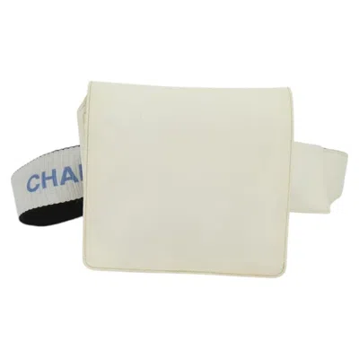 Pre-owned Chanel White Nylon Shoulder Bag ()
