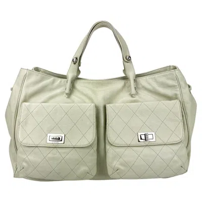 Pre-owned Chanel White Pocket In The City Tote