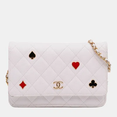 Pre-owned Chanel White Quilted Caviar Coco Casino Wallet On Chain