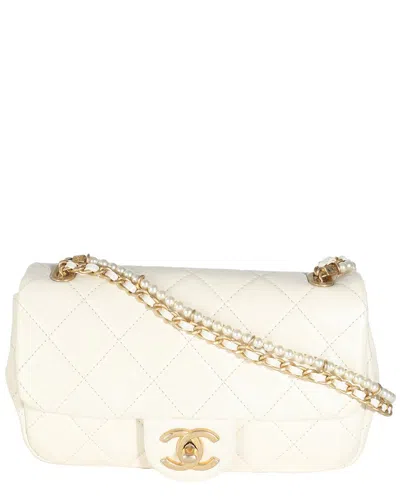 Pre-owned Chanel White Quilted Leather Pearl Chain Mini Flap Bag (authentic Pre-loved)