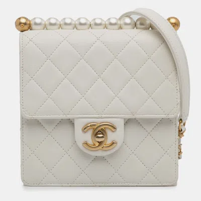 Pre-owned Chanel White Small Lambskin Chic Pearls Flap
