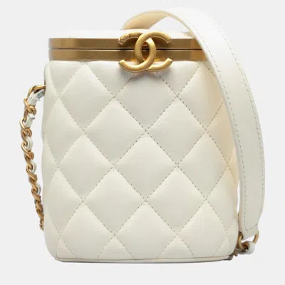 Pre-owned Chanel White Small Quilted Lambskin Crown Box Bag
