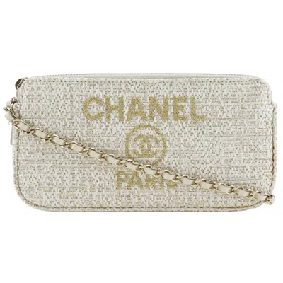 Pre-owned Chanel White Tweed Shoulder Bag ()