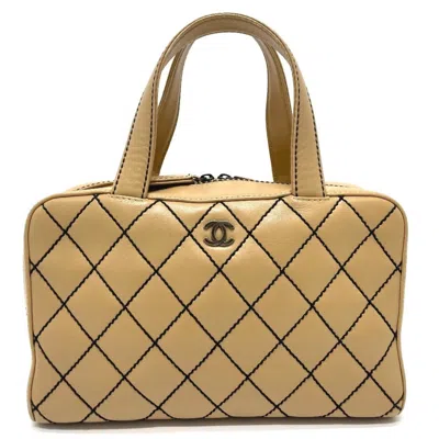 Pre-owned Chanel Wild Stitch Beige Leather Handbag Tote Bag () In Sand