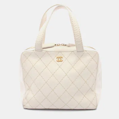 Pre-owned Chanel Wild Stitch Handbag Leather White Cc