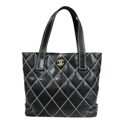 Pre-owned Chanel Wild Stitch Leather Handbag () In Black