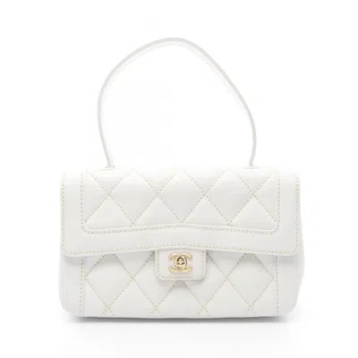 Pre-owned Chanel Wild Stitch Leather Handbag () In White