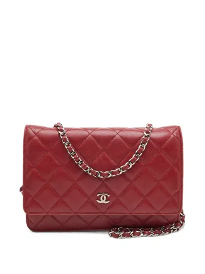 Pre-owned Chanel Woc Leather Crossbody Bag In Red