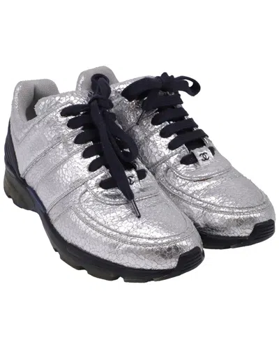 Pre-owned Chanel Women's Calfskin Leather Cc Crackled Accent Sneaker (authentic Pre-  Loved)