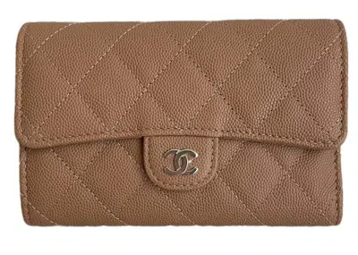Pre-owned Chanel Women's  Classic Medium Flap Wallet In Caramel (ap0232)