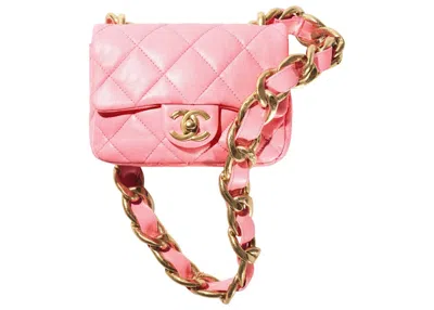 Pre-owned Chanel Women's  Flap Bag With Chunky Chain Strap Mini 22s Lambskin In Coral Pink