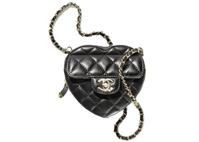 Pre-owned Chanel Women's  Heart Clutch With Chain 22s Mini Lambskin In Black