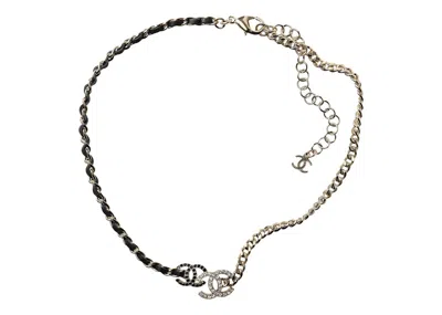 Pre-owned Chanel Women's  Necklace Ab9278 In Gold/black