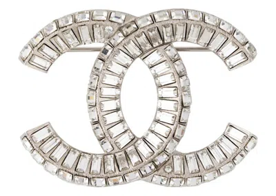 Pre-owned Chanel Women's  Strass Cc Brooch In Silver