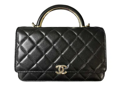 Pre-owned Chanel Women's  Wallet On Chain With Handle Lambskin & Gold Black In Black (ap2844/b08461/94305)