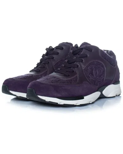 Pre-owned Chanel Women's Leather Interlocking Cc Logo Sneaker (authentic Pre-loved)