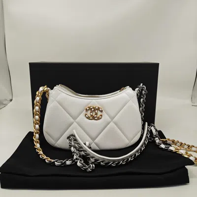 Pre-owned Chanel Women Pre-loved Bag Brand New Condition In Multi