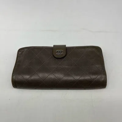 Pre-owned Chanel Women Pre-loved Bag Very Good Condition In Multi