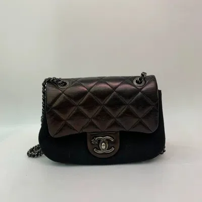Pre-owned Chanel Women Pre-loved Bag Very Good Condition In Multi