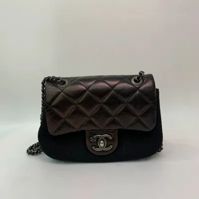 Pre-owned Chanel Women Pre-loved Bag Very Good Condition In Multi
