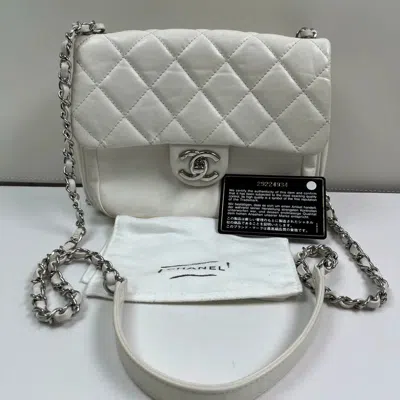 Pre-owned Chanel Women Pre-loved Bag Very Good Condition In Multi