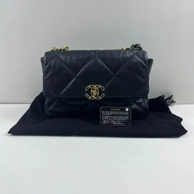 Pre-owned Chanel Women Pre-loved Bag Very Good Condition In Multi
