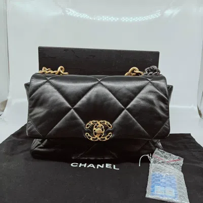 Pre-owned Chanel Women Pre-loved Bag Very Good Condition In Multi