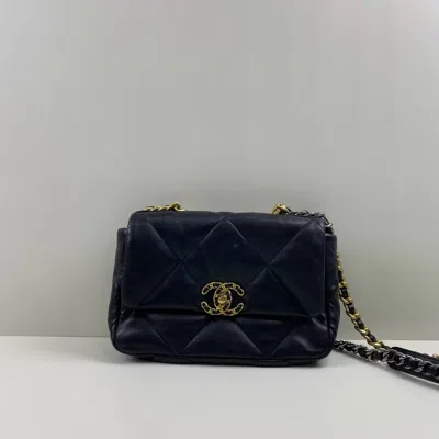 Pre-owned Chanel Women Pre-loved Bag Very Good Condition In Multi