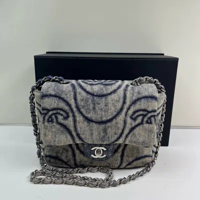 Pre-owned Chanel Women Pre-loved Bag Very Good Condition In Multi