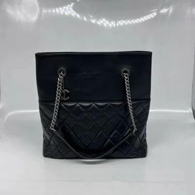 Pre-owned Chanel Women Pre-loved Bag Very Good Condition In Multi