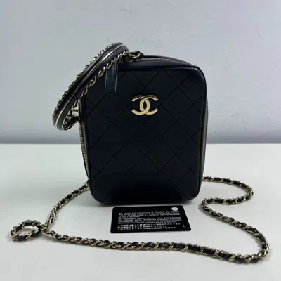 Pre-owned Chanel Women Pre-loved Bag Very Good Condition In Multi