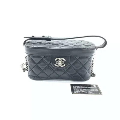 Pre-owned Chanel Women Pre-loved Bag Very Good Condition In Multi