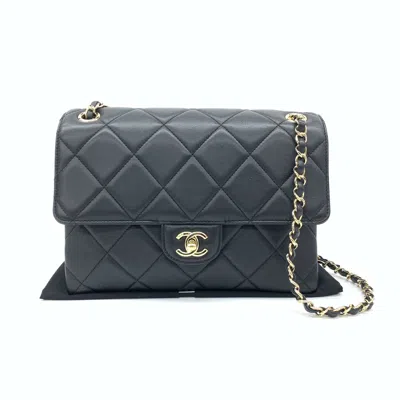 Pre-owned Chanel Women Pre-loved Bag Very Good Condition In Multi