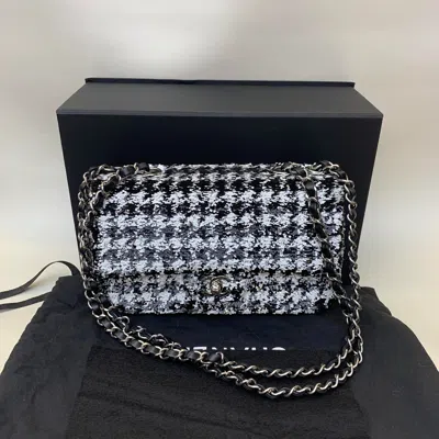 Pre-owned Chanel Women Pre-loved Bag Very Good Condition In Multi